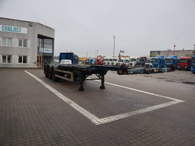 HFR Container chassis / Container-Fahrgestell - Poluprikolica za prevoz kontejnera/ Poluprikolica sa promenjivim sandukom: slika 1 HFR Container chassis / Container-Fahrgestell - Poluprikolica za prevoz kontejnera/ Poluprikolica sa promenjivim sandukom: slika 1