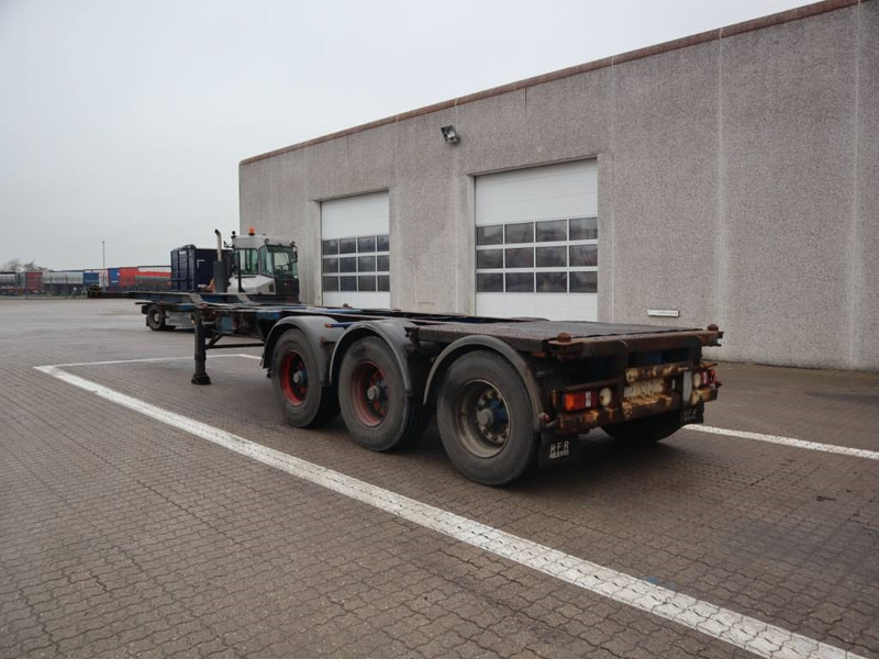 HFR Container chassis / Container-Fahrgestell - Poluprikolica za prevoz kontejnera/ Poluprikolica sa promenjivim sandukom: slika 3 HFR Container chassis / Container-Fahrgestell - Poluprikolica za prevoz kontejnera/ Poluprikolica sa promenjivim sandukom: slika 3