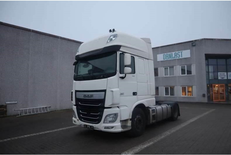 DAF XF 460 EURO 6 - Tegljač: slika 1 DAF XF 460 EURO 6 - Tegljač: slika 1