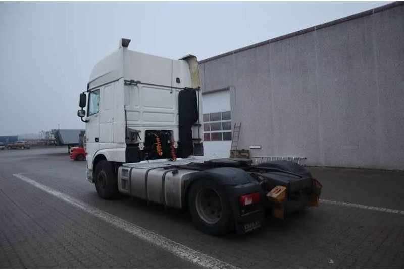 DAF XF 460 EURO 6 - Tegljač: slika 4 DAF XF 460 EURO 6 - Tegljač: slika 4