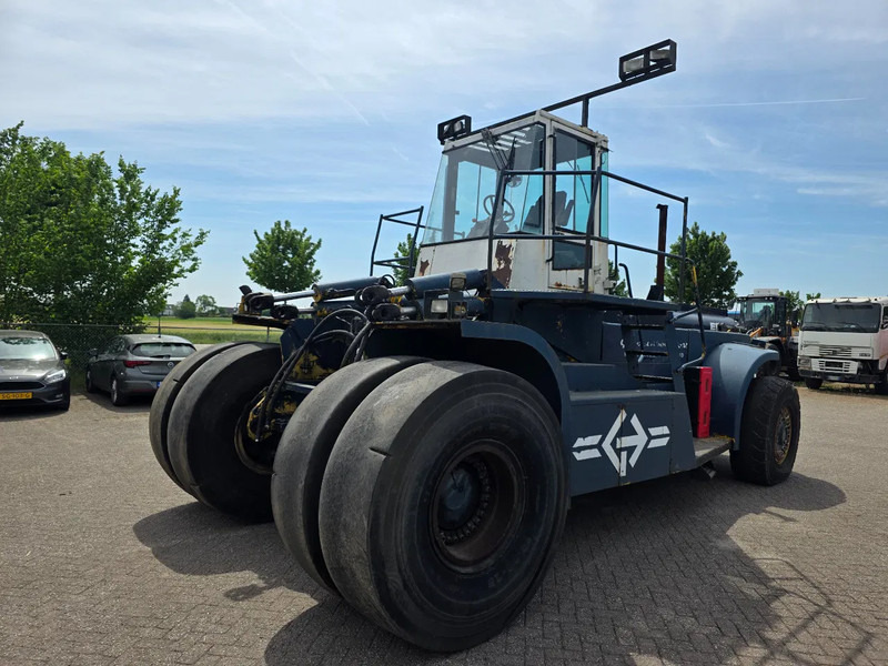 Hyster H44.OOC-16CH Complete with spreader - Autodizalica: slika 1 Hyster H44.OOC-16CH Complete with spreader - Autodizalica: slika 1