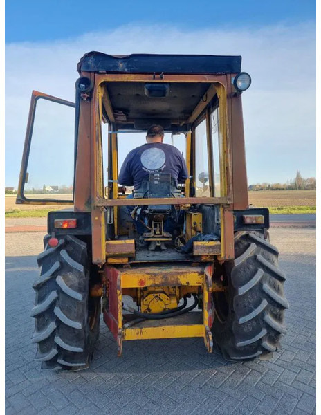 Traktor John Deere JD410: slika 7 Traktor John Deere JD410: slika 7