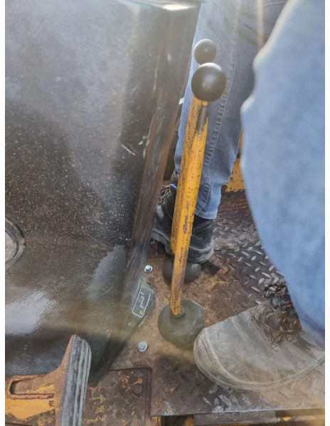 Traktor John Deere JD410: slika 12 Traktor John Deere JD410: slika 12