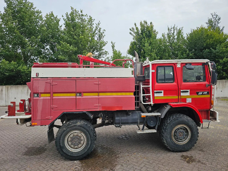 Renault M210 Arbois 3500L - Hydraulic winch - Vatrogasni kamion: slika 4 Renault M210 Arbois 3500L - Hydraulic winch - Vatrogasni kamion: slika 4