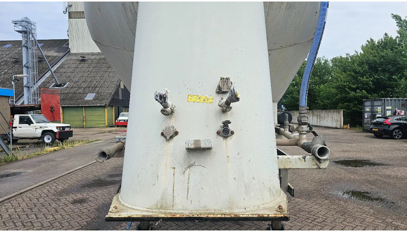 SPITZER Eurovrac Silo 43m3 - Poluprikolica cisterna: slika 5 SPITZER Eurovrac Silo 43m3 - Poluprikolica cisterna: slika 5