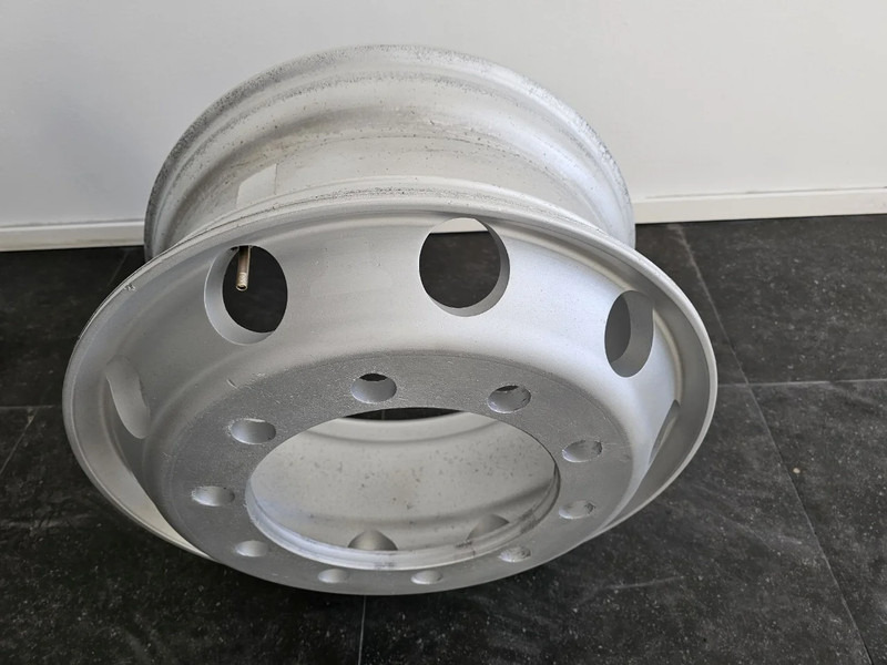 Alcoa 22.5 x 9.00 (200 Pieces in stock) - Felna za Kamion: slika 3 Alcoa 22.5 x 9.00 (200 Pieces in stock) - Felna za Kamion: slika 3
