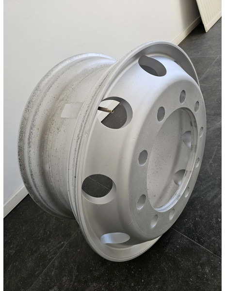 Alcoa 22.5 x 9.00 (200 Pieces in stock) - Felna za Kamion: slika 4 Alcoa 22.5 x 9.00 (200 Pieces in stock) - Felna za Kamion: slika 4