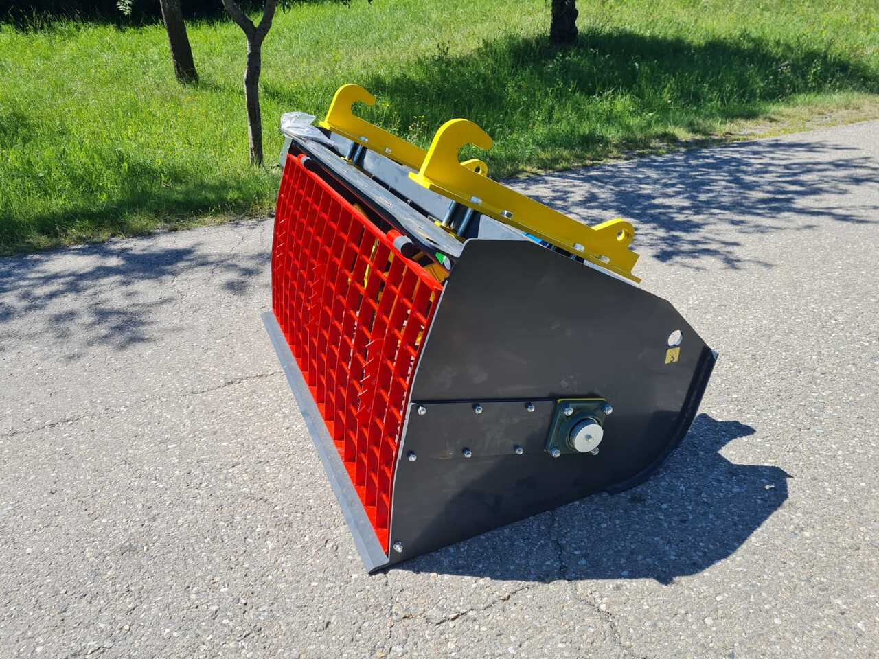 - Utovarna kašika za Teleskopski upravljač: slika 3 - Utovarna kašika za Teleskopski upravljač: slika 3