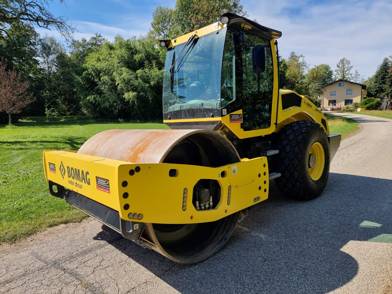 BOMAG BW 213 D-5 PL - Valjak: slika 4 BOMAG BW 213 D-5 PL - Valjak: slika 4