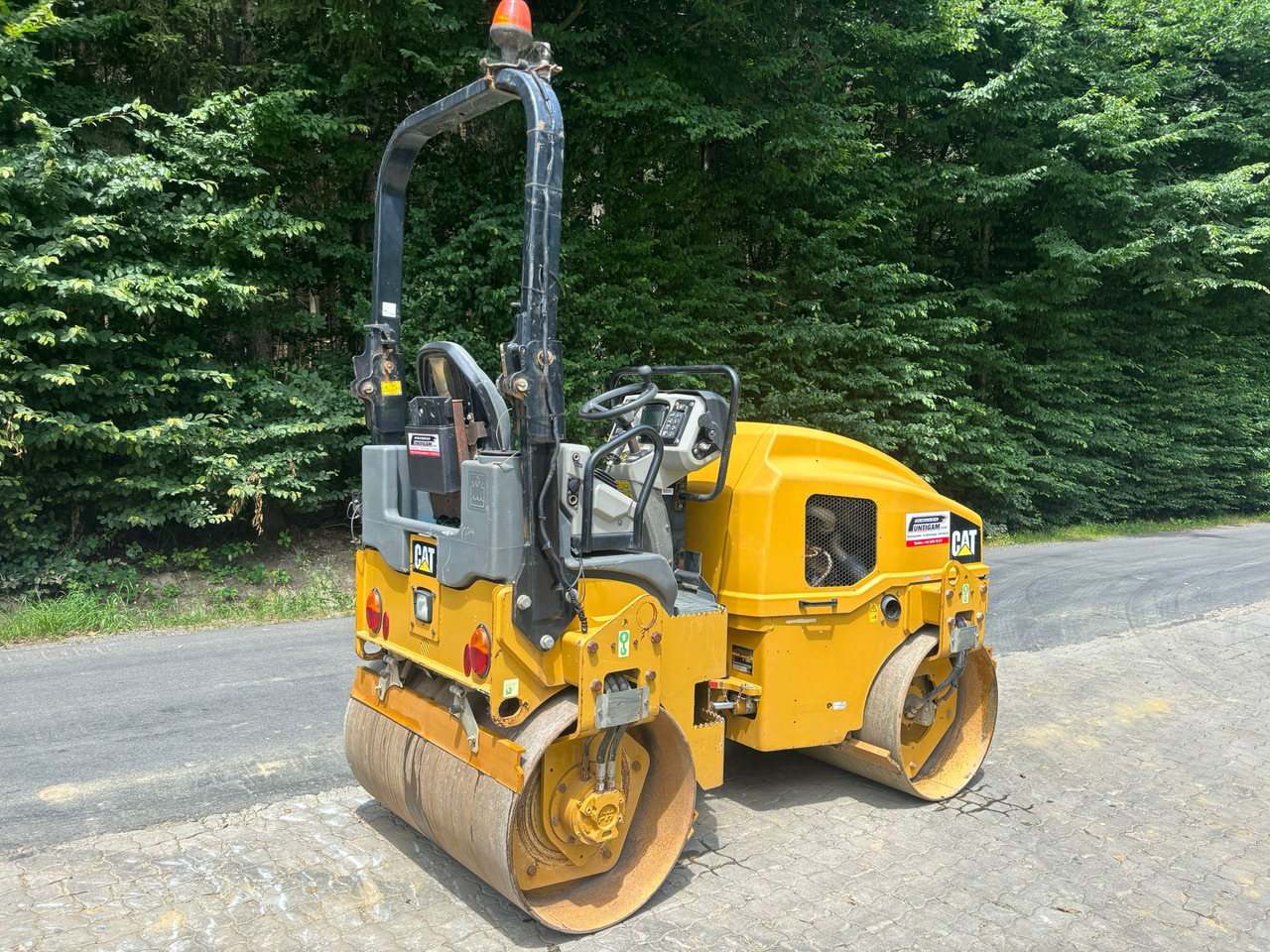 Mini valjak CATERPILLAR CB 4 B: slika 6 Mini valjak CATERPILLAR CB 4 B: slika 6