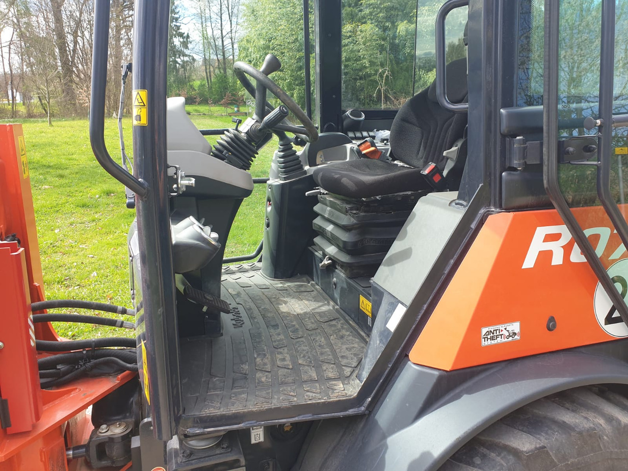 Lizing KUBOTA R 070 KUBOTA R 070: slika 18