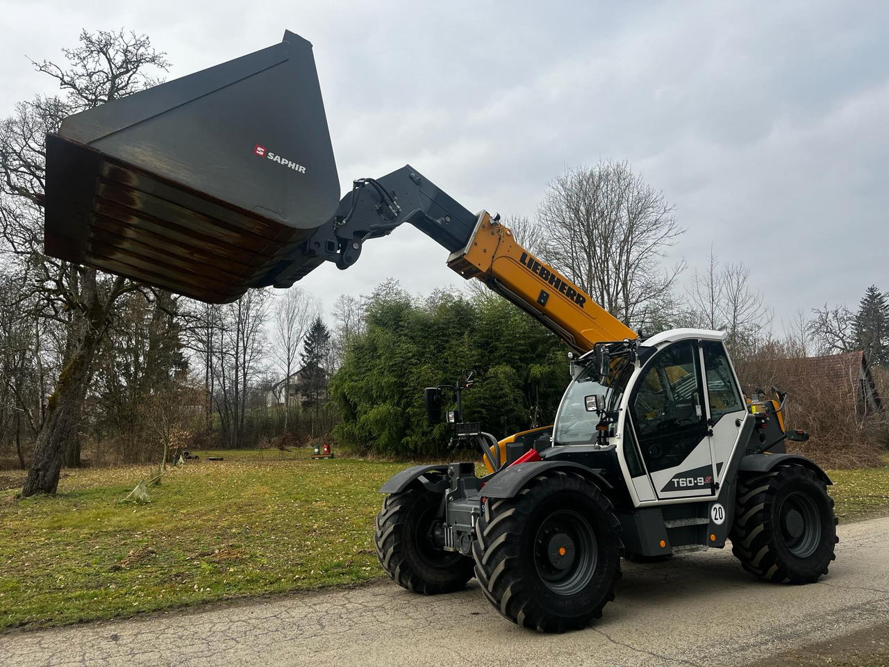 Teleskopski utovarivač na točkovima LIEBHERR T 60-9s: slika 8
