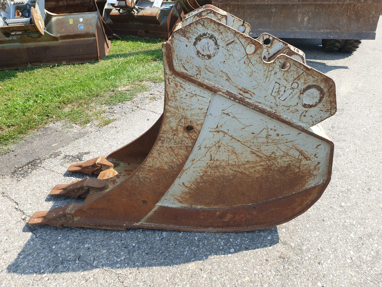 Winkelbauer Bucket 60 cm - Kašika za bager za Bager guseničar: slika 1 Winkelbauer Bucket 60 cm - Kašika za bager za Bager guseničar: slika 1