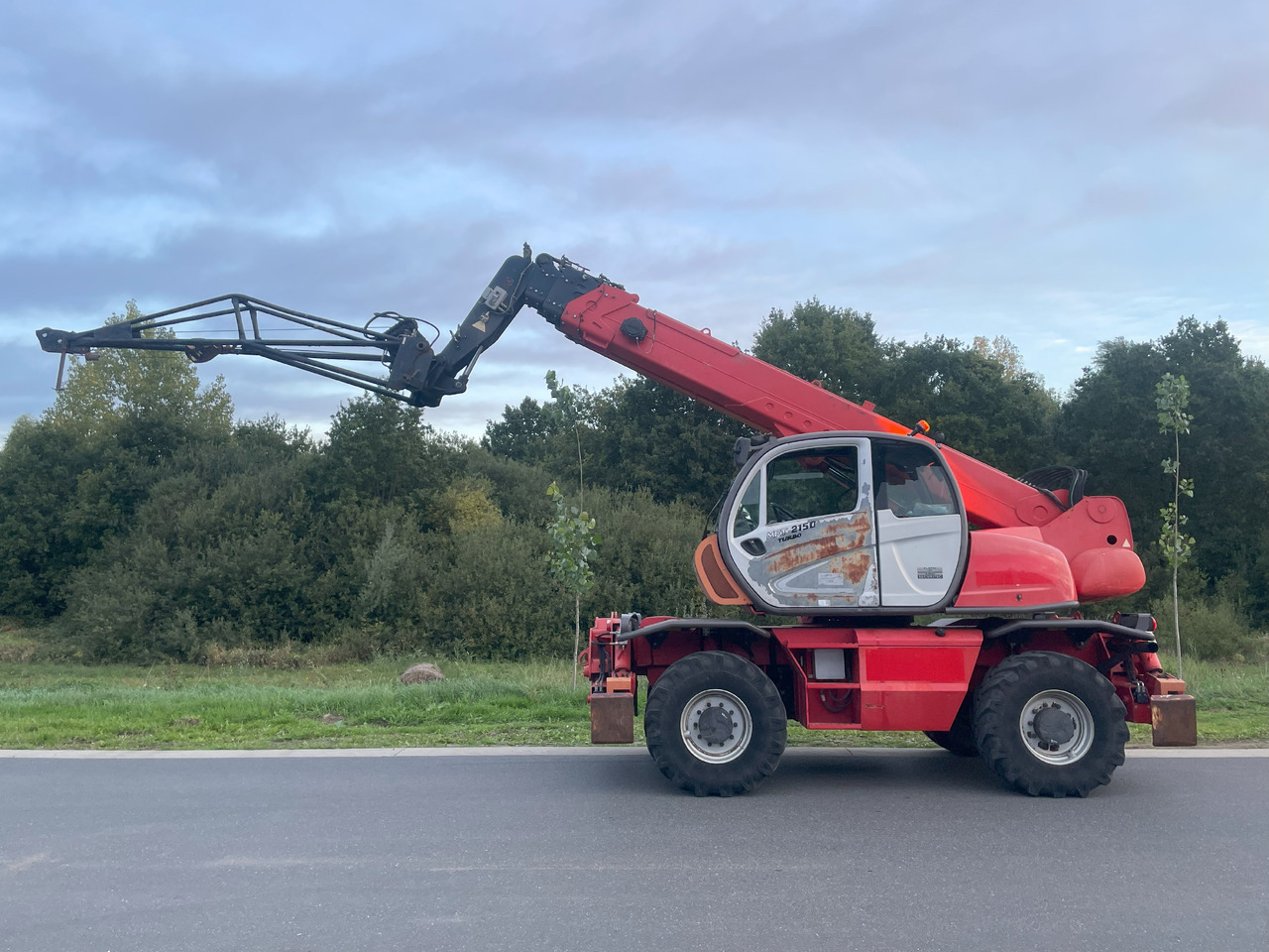 MANITOU MRT2150 - Teleskopski utovarivač na točkovima: slika 1 MANITOU MRT2150 - Teleskopski utovarivač na točkovima: slika 1