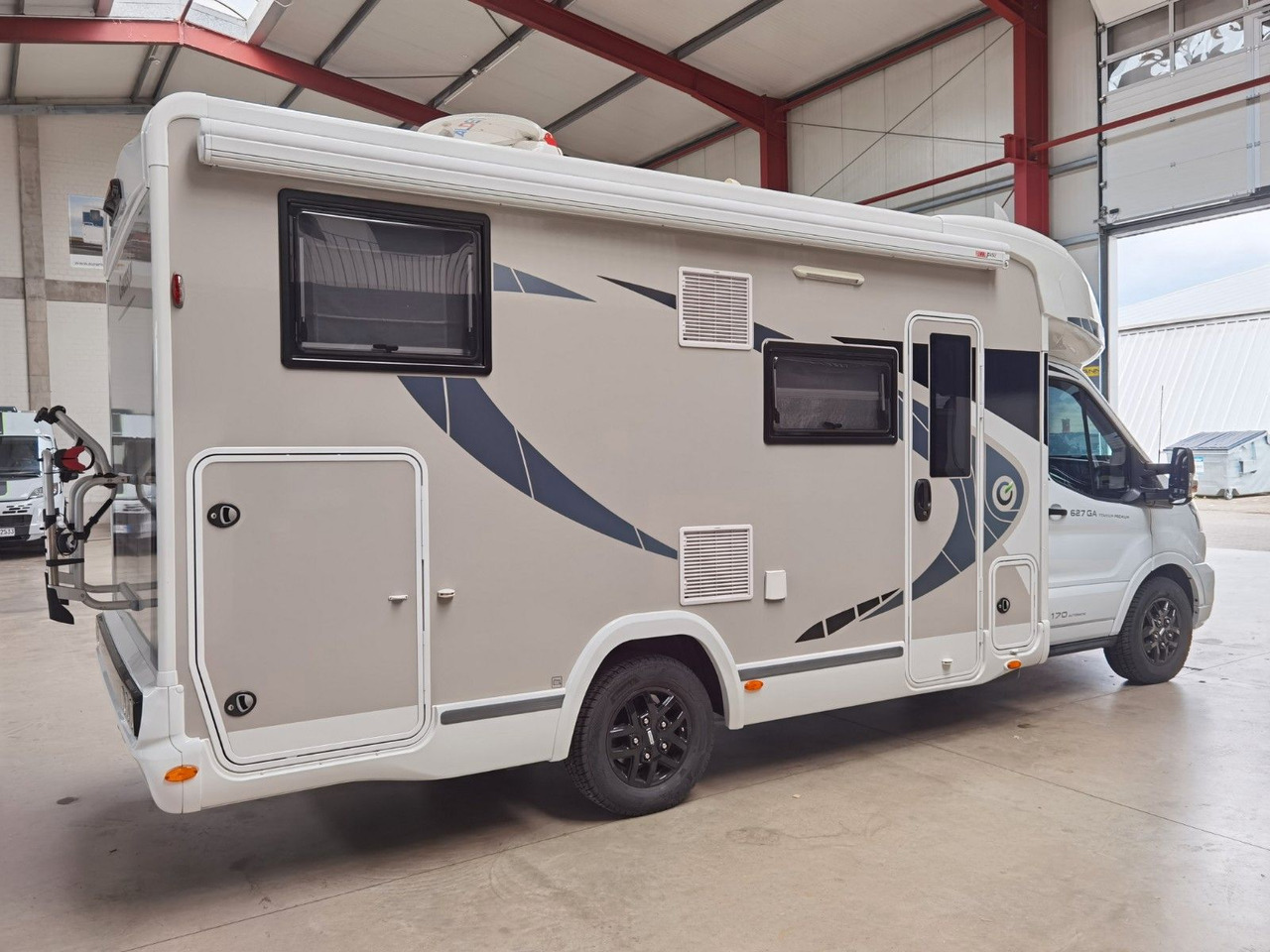 Chausson 627 GA TITANIUM -PREMIUM /EINZELBETTEN & HUBBETT - Poluintegrisani kamper: slika 4 Chausson 627 GA TITANIUM -PREMIUM /EINZELBETTEN & HUBBETT - Poluintegrisani kamper: slika 4