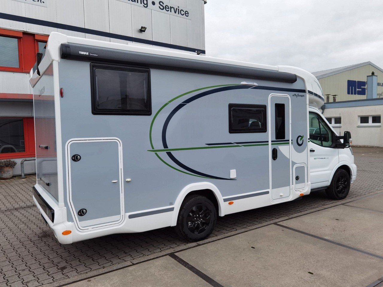 Chausson 627 TITANIUM / -2026- / 165PS-8G. / EINZELBETTEN - Poluintegrisani kamper: slika 4 Chausson 627 TITANIUM / -2026- / 165PS-8G. / EINZELBETTEN - Poluintegrisani kamper: slika 4