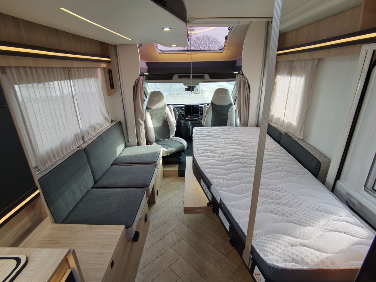 Lizing  Chausson 630 TITANIUM / MODELL 2026 / EINZELHUBBETTEN Chausson 630 TITANIUM / MODELL 2026 / EINZELHUBBETTEN: slika 12