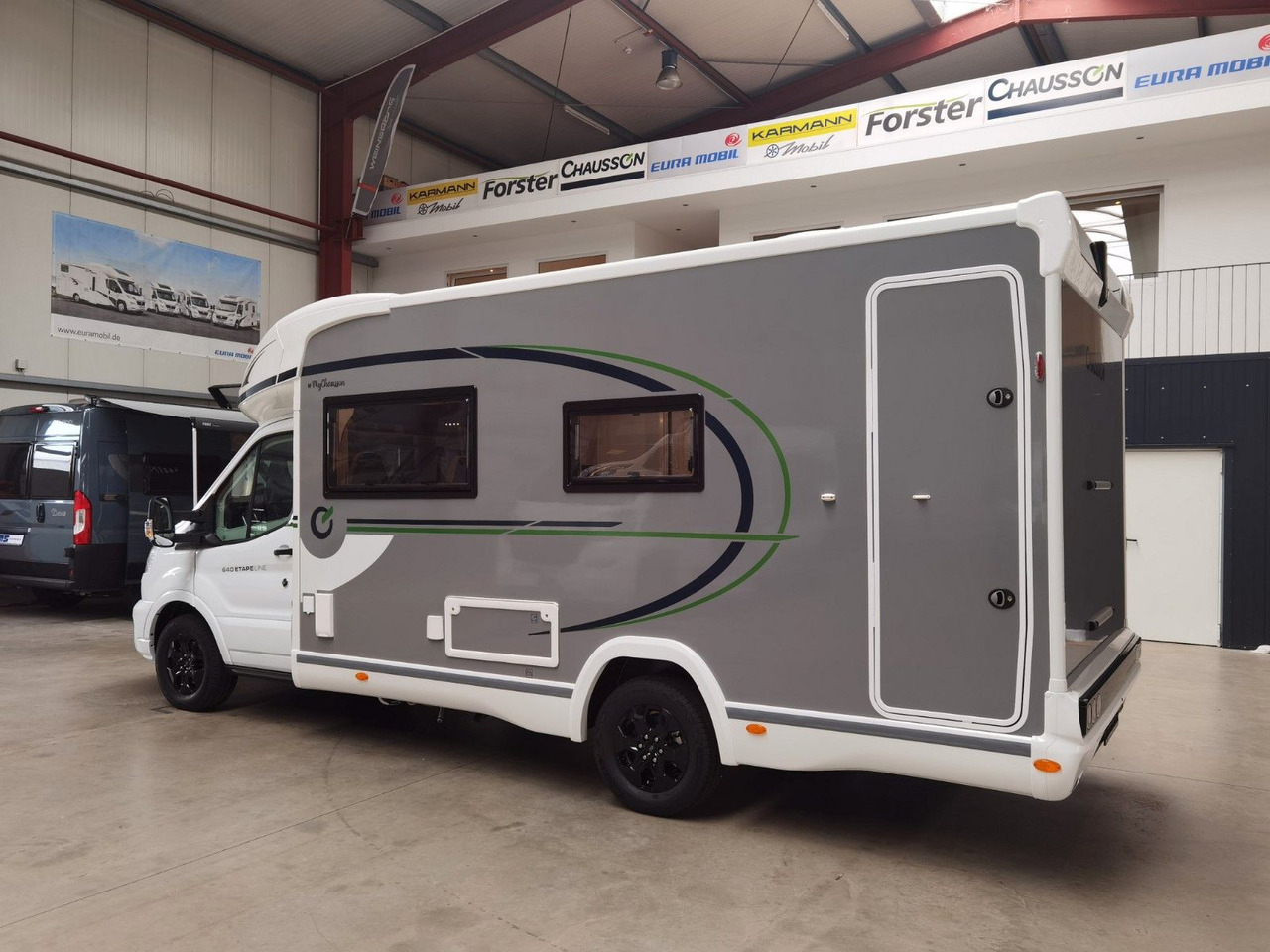 Chausson 640 ETAPE LINE /-2025- / XXL - HUBBETT & RAUMBAD - Poluintegrisani kamper: slika 5 Chausson 640 ETAPE LINE /-2025- / XXL - HUBBETT & RAUMBAD - Poluintegrisani kamper: slika 5