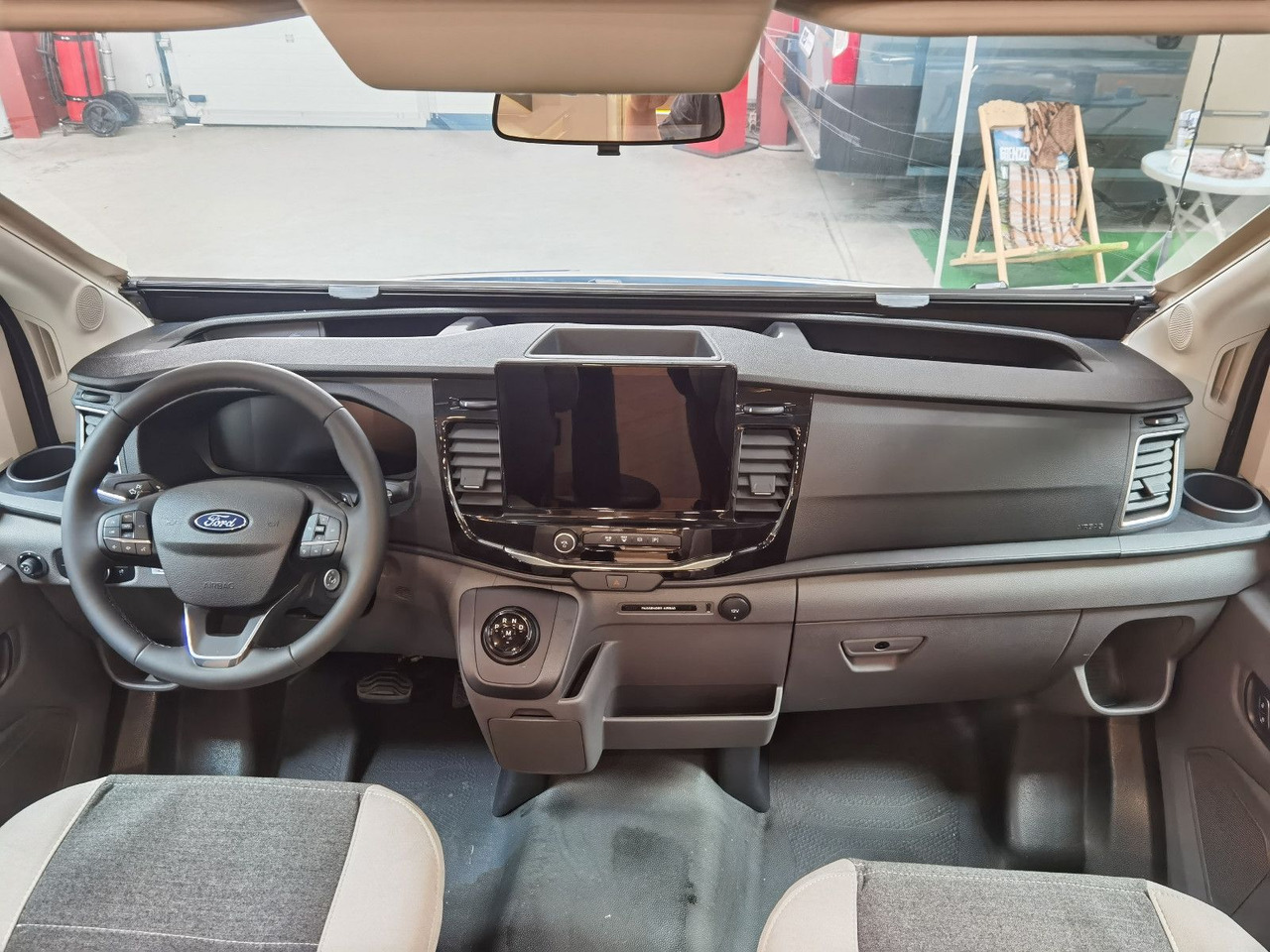 Chausson 640 TITANIUM / -2026- / 165PS-9G. / XXL-HUBBETT - Poluintegrisani kamper: slika 5 Chausson 640 TITANIUM / -2026- / 165PS-9G. / XXL-HUBBETT - Poluintegrisani kamper: slika 5