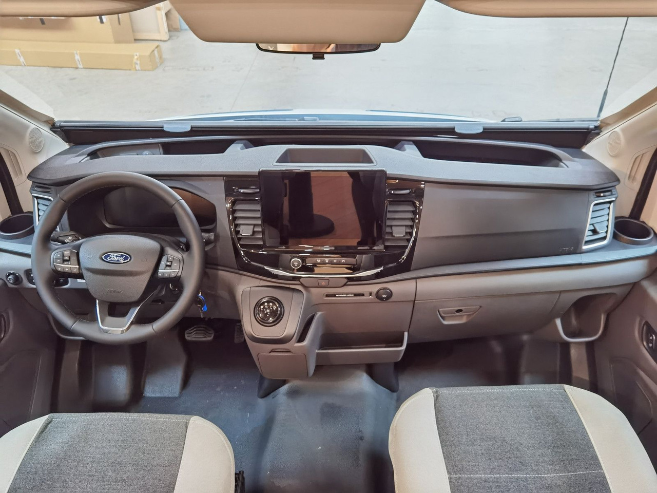 Poluintegrisani kamper Chausson 640 TITANIUM /- 2026 - / XXL - HUBBETT & RAUMBAD: slika 5