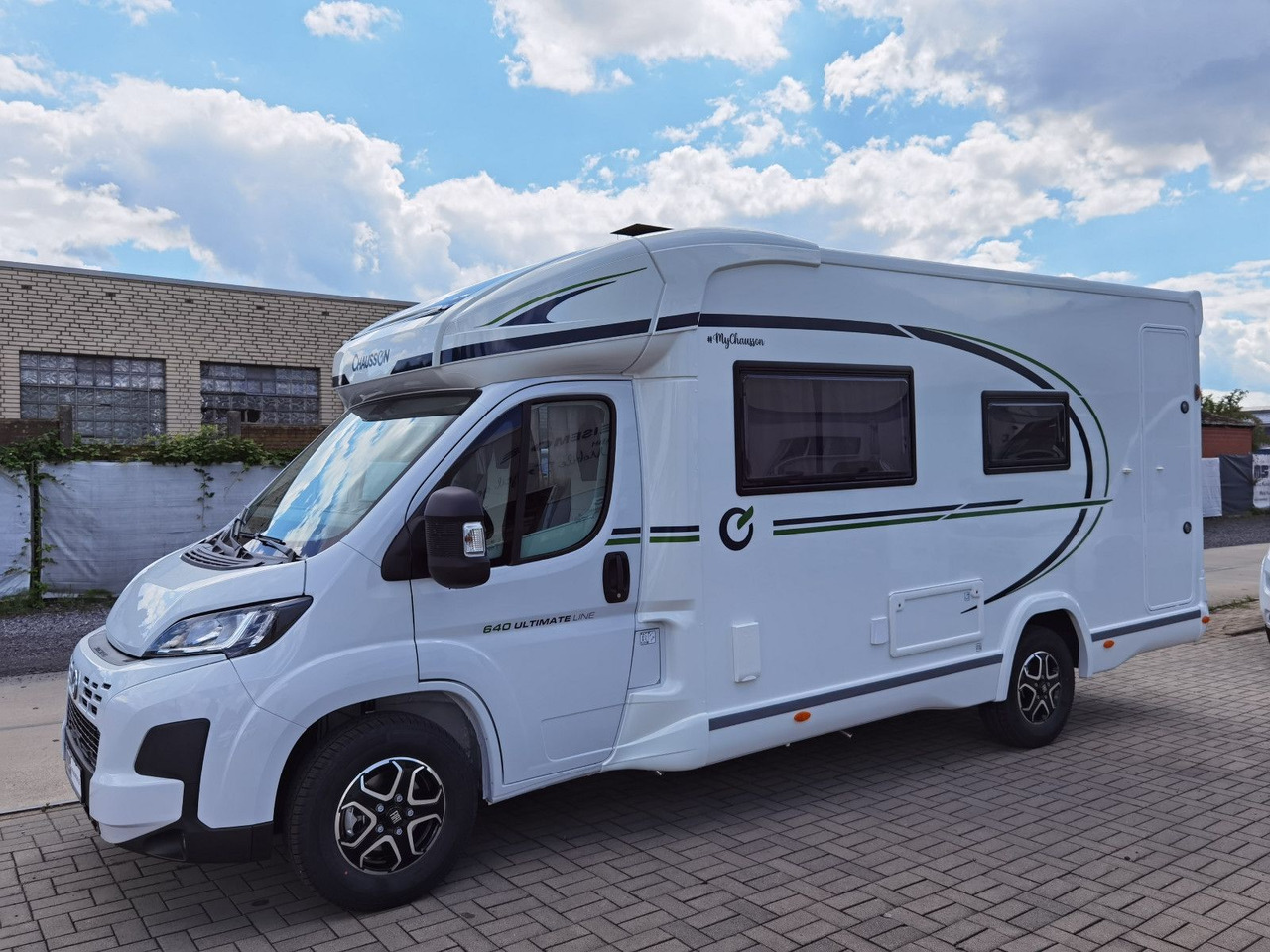Chausson 640 ULTIMATE / -2026- / XX-HUBBETT / DRIVE-PAKET - Poluintegrisani kamper: slika 5 Chausson 640 ULTIMATE / -2026- / XX-HUBBETT / DRIVE-PAKET - Poluintegrisani kamper: slika 5