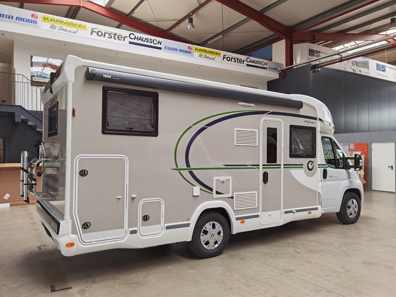 Chausson 724 ETAPE - LINE /140PS /ZUBEHÖR & CONNECT PAKET - Poluintegrisani kamper: slika 4 Chausson 724 ETAPE - LINE /140PS /ZUBEHÖR & CONNECT PAKET - Poluintegrisani kamper: slika 4