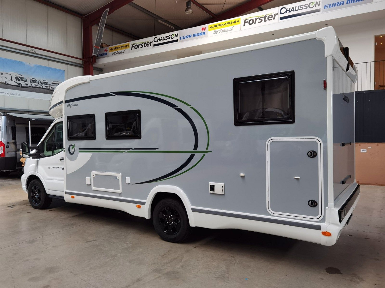 Chausson 797 TITANIUM / - 2026 - / 4.1T. / EINZELBETTEN - Poluintegrisani kamper: slika 5 Chausson 797 TITANIUM / - 2026 - / 4.1T. / EINZELBETTEN - Poluintegrisani kamper: slika 5