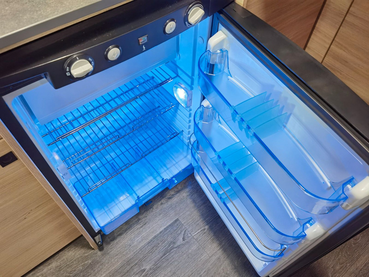 Alkoven kamper Chausson C 514 / 140PS / ARCTIC & ZUBEHÖR - PAKET / 5.99M: slika 17