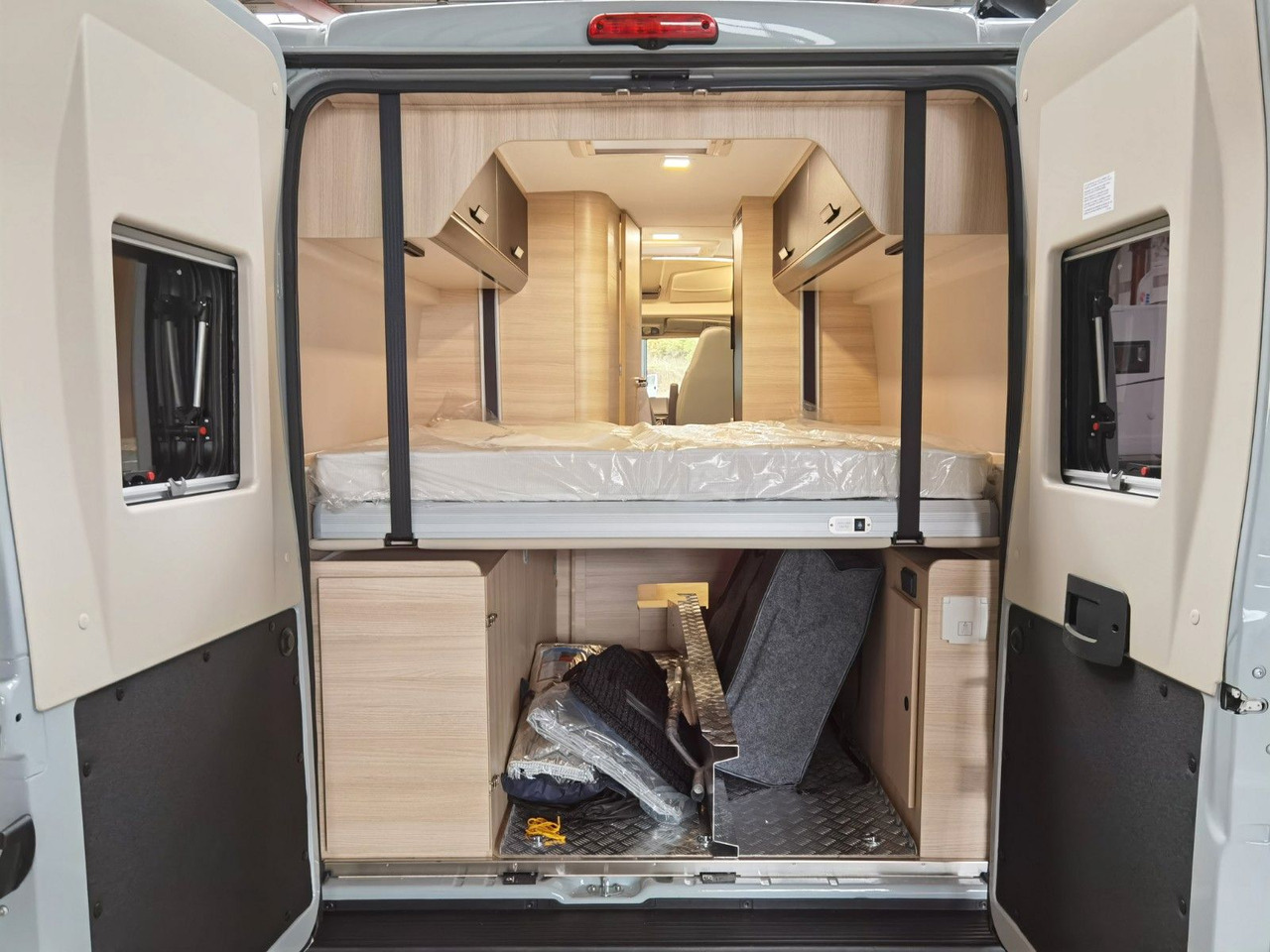 Kamp kombi Chausson V690 SPORT LINE / -2026- / XXL-HUBBETT E-BIKE GA: slika 10 Kamp kombi Chausson V690 SPORT LINE / -2026- / XXL-HUBBETT E-BIKE GA: slika 10