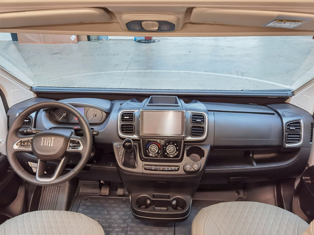 Kamp kombi Chausson V690 SPORT LINE / -2026- / XXL-HUBBETT E-BIKE GA: slika 12 Kamp kombi Chausson V690 SPORT LINE / -2026- / XXL-HUBBETT E-BIKE GA: slika 12