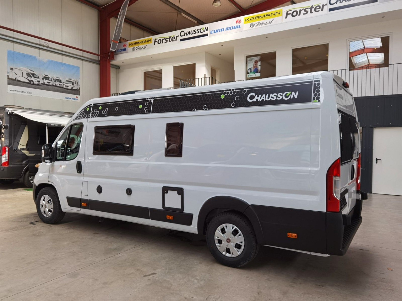 Chausson V697 FIRST LINE / ZUBEHÖR-PAKET / EINZELBETTEN - Kamp kombi: slika 5 Chausson V697 FIRST LINE / ZUBEHÖR-PAKET / EINZELBETTEN - Kamp kombi: slika 5