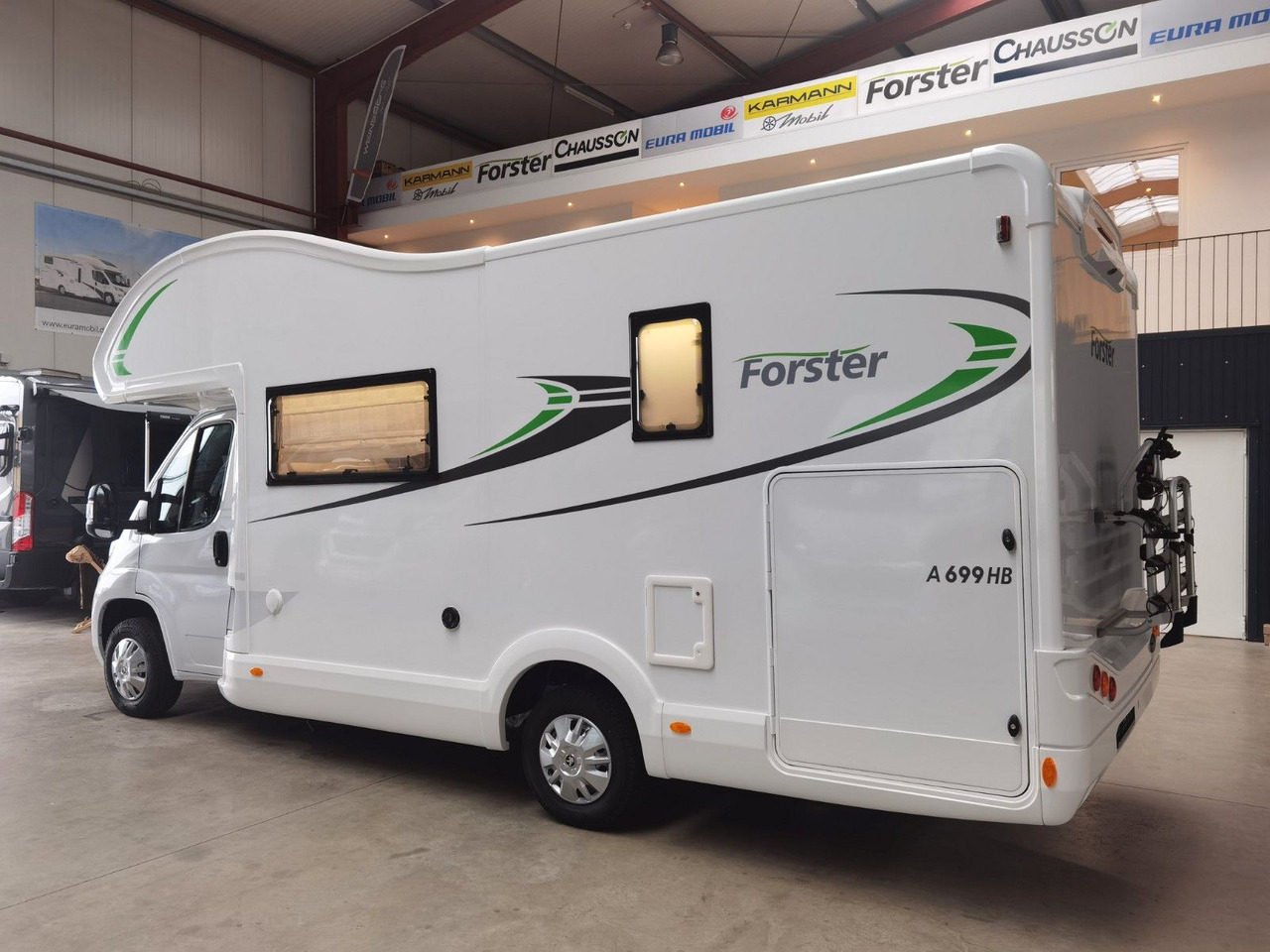Forster A 699 HB /140PS / ZUBEHÖR - PAKET / 6x SITZP. - Alkoven kamper: slika 5 Forster A 699 HB /140PS / ZUBEHÖR - PAKET / 6x SITZP. - Alkoven kamper: slika 5