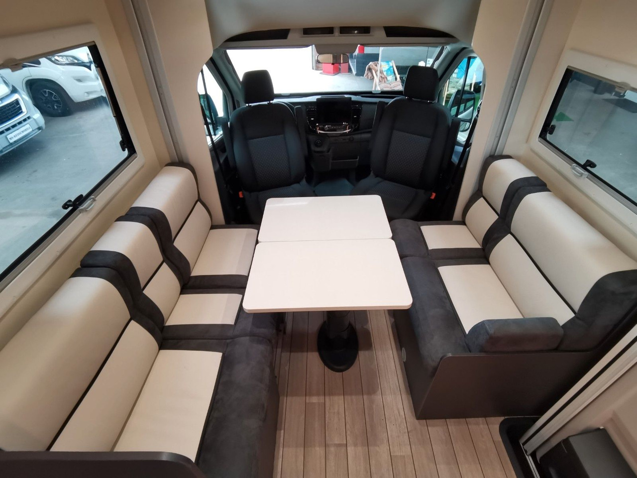 Poluintegrisani kamper Forster T 639 LF /-2026- / 165 PS-8G / HUBBETT & RAUMBAD: slika 15