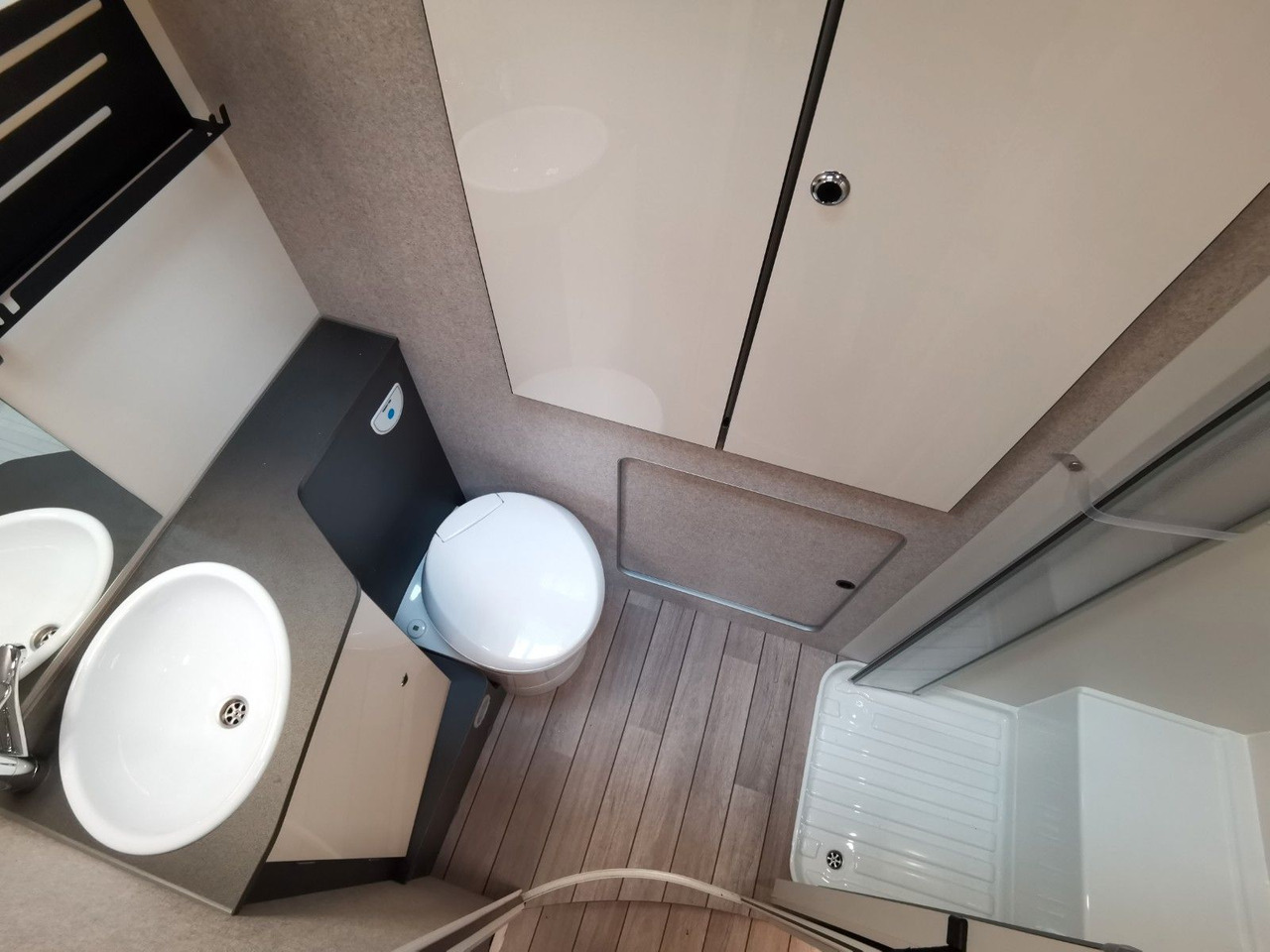 Poluintegrisani kamper Forster T 639 LF /-2026- / 165 PS-8G / HUBBETT & RAUMBAD: slika 24