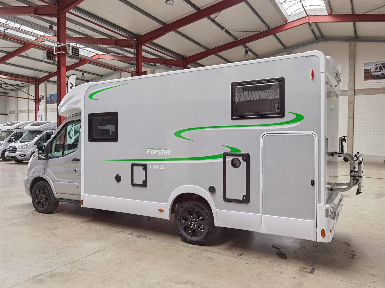 Forster T 669 EBN COUPÈ / 165PS-DSG / SILVER - EDITION - Poluintegrisani kamper: slika 5 Forster T 669 EBN COUPÈ / 165PS-DSG / SILVER - EDITION - Poluintegrisani kamper: slika 5