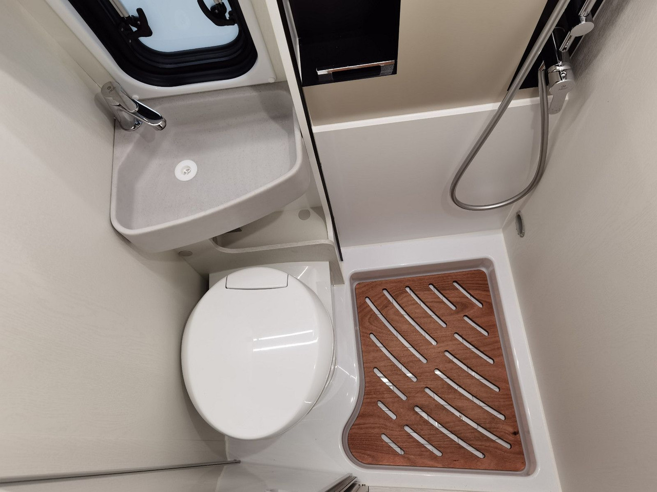 Kamp kombi Karmann DAVIS 590 LIFESTYLE / MODELL 2026 / AUFSTELLDACH: slika 30 Kamp kombi Karmann DAVIS 590 LIFESTYLE / MODELL 2026 / AUFSTELLDACH: slika 30