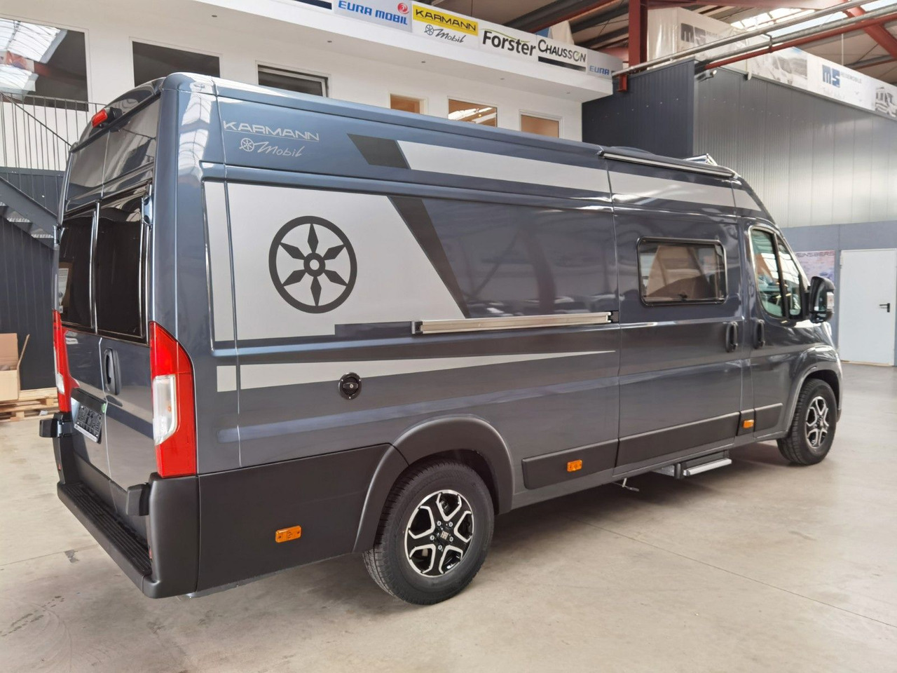 Karmann DAVIS 620 LIFESTYLE/ -2026-/ 140PS/ EINZELBETTEN - Kamp kombi: slika 4 Karmann DAVIS 620 LIFESTYLE/ -2026-/ 140PS/ EINZELBETTEN - Kamp kombi: slika 4