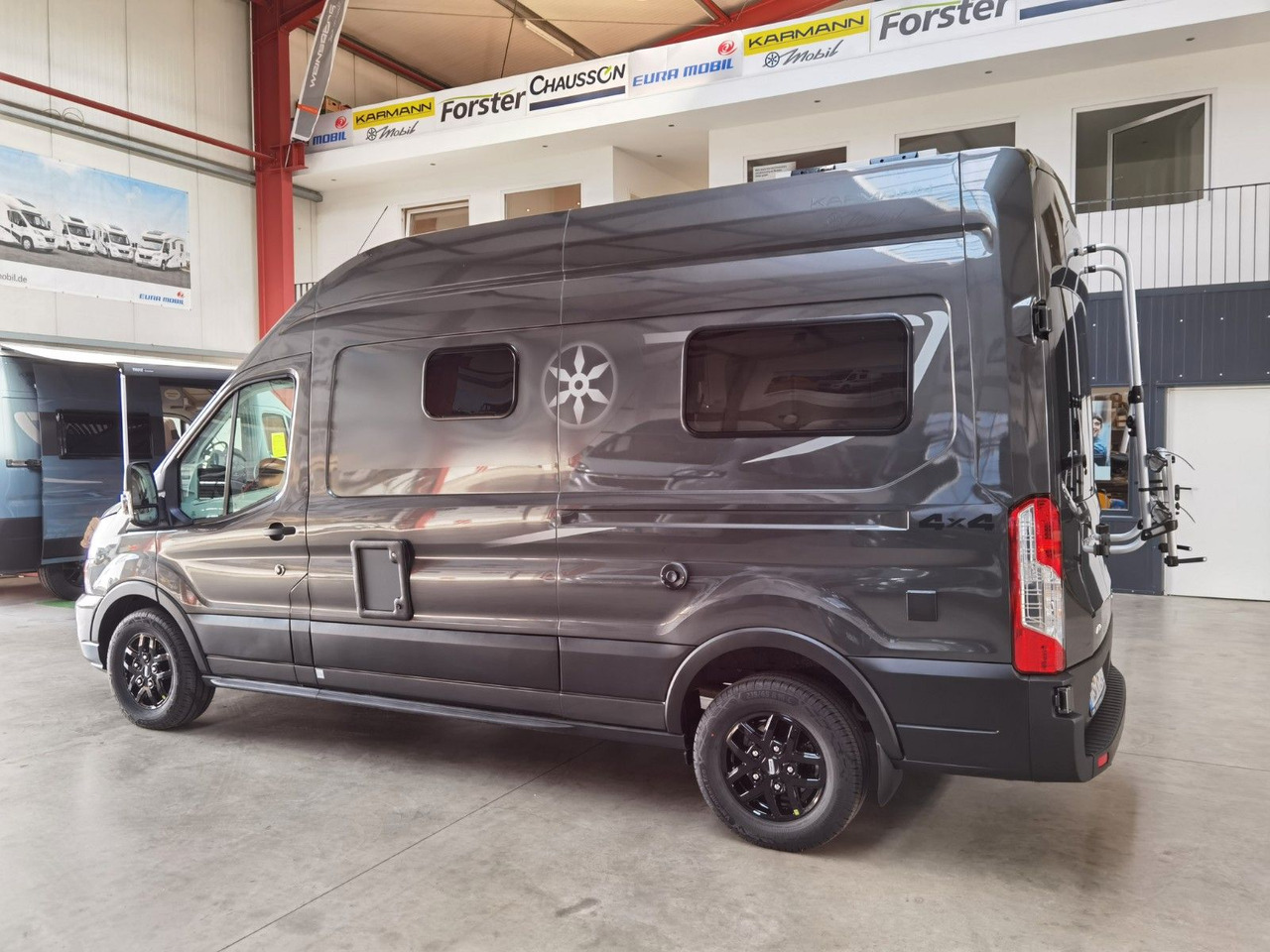 Karmann DEXTER 570 / 170 PS / 4x4/ ALU / SOLAR / MARKISE - Kamp kombi: slika 5 Karmann DEXTER 570 / 170 PS / 4x4/ ALU / SOLAR / MARKISE - Kamp kombi: slika 5