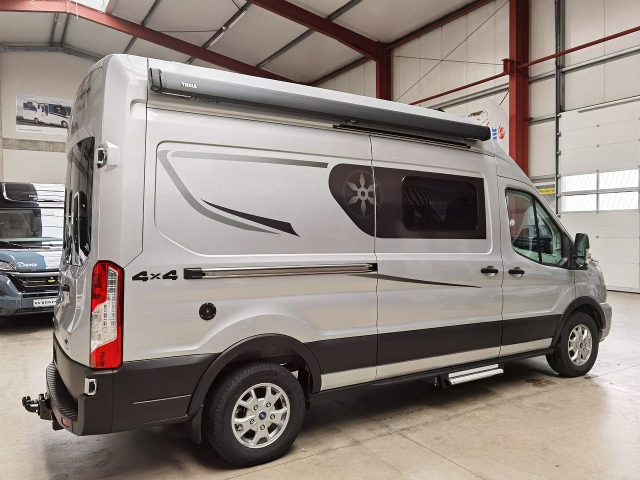 Karmann DEXTER 570 /170PS-4x4 /SOLAR/ AHK / EINZELBETTEN - Kamp kombi: slika 4 Karmann DEXTER 570 /170PS-4x4 /SOLAR/ AHK / EINZELBETTEN - Kamp kombi: slika 4