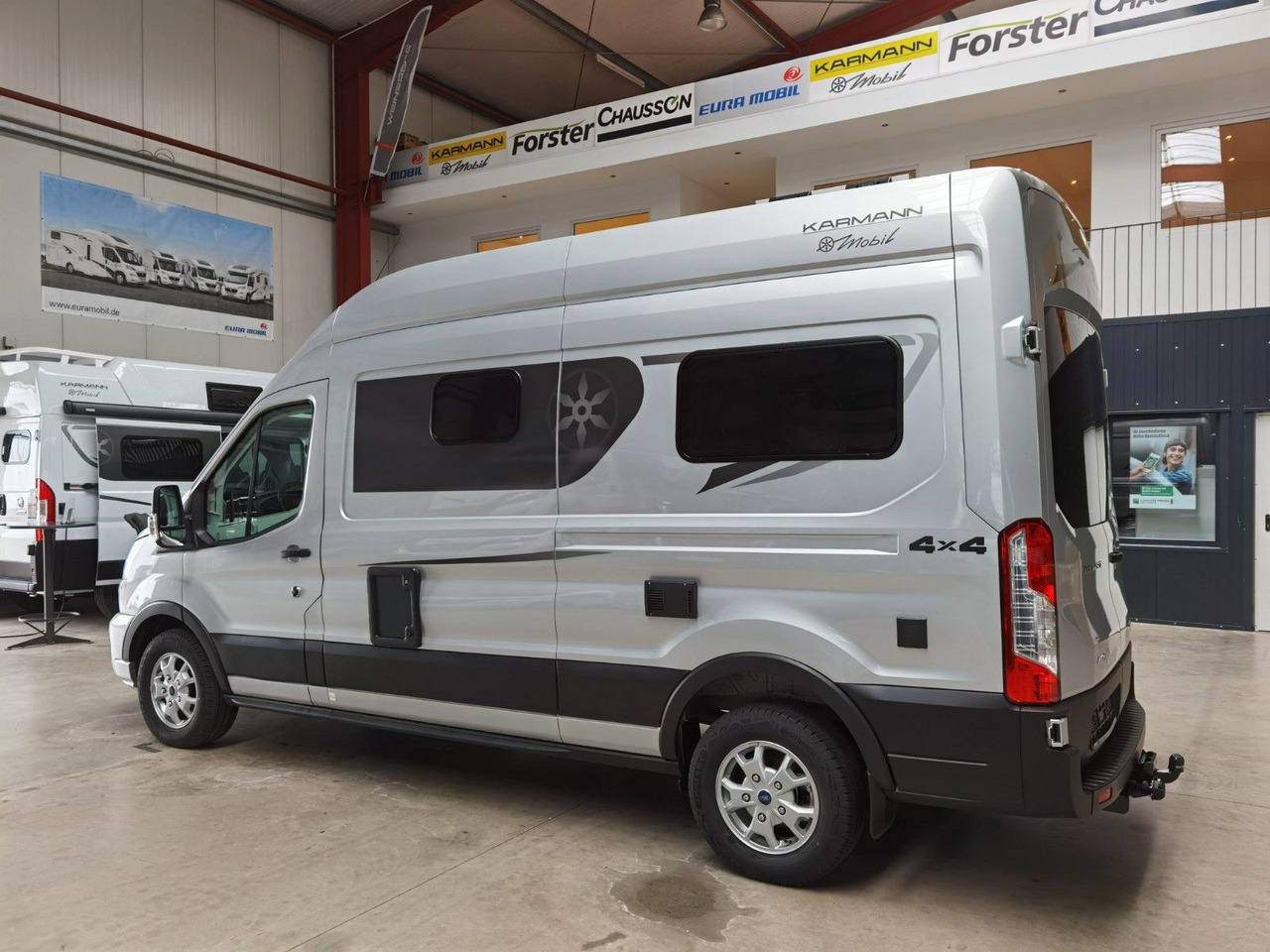 Karmann DEXTER 570 / 170PS-4x4 /SOLAR/ AHK/ EINZELBETTEN - Kamp kombi: slika 5 Karmann DEXTER 570 / 170PS-4x4 /SOLAR/ AHK/ EINZELBETTEN - Kamp kombi: slika 5