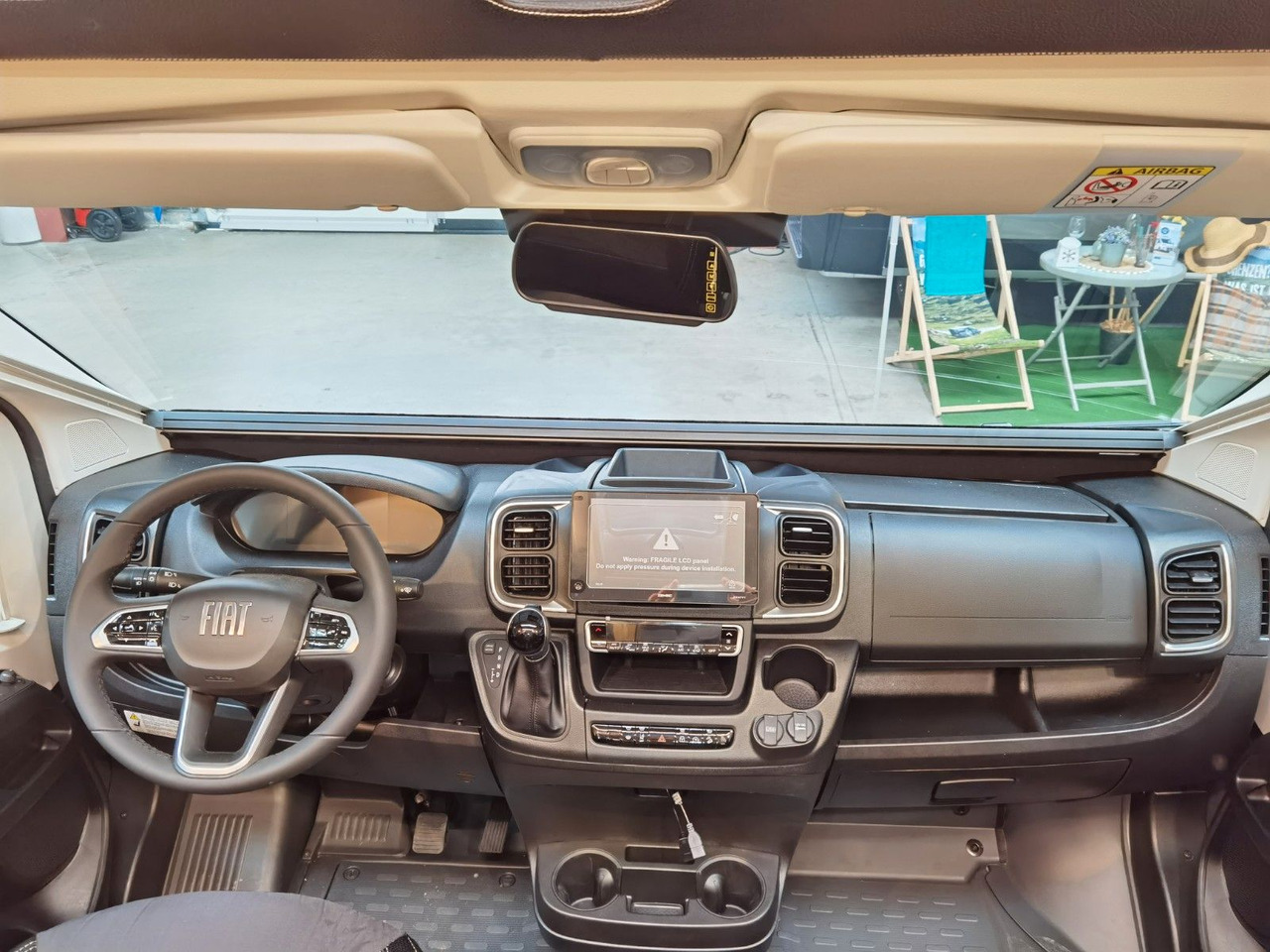 Kamp kombi Karmann DEXTER 600 /- 2026-/ EINZELBETTEN & BAR VERSION: slika 12