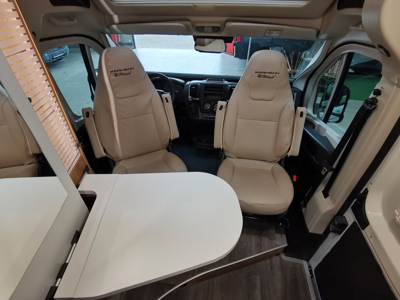 Karmann DEXTER 600 /MODELL 2026/ EINZELBETTEN 5.99M - Kamp kombi: slika 5 Karmann DEXTER 600 /MODELL 2026/ EINZELBETTEN 5.99M - Kamp kombi: slika 5