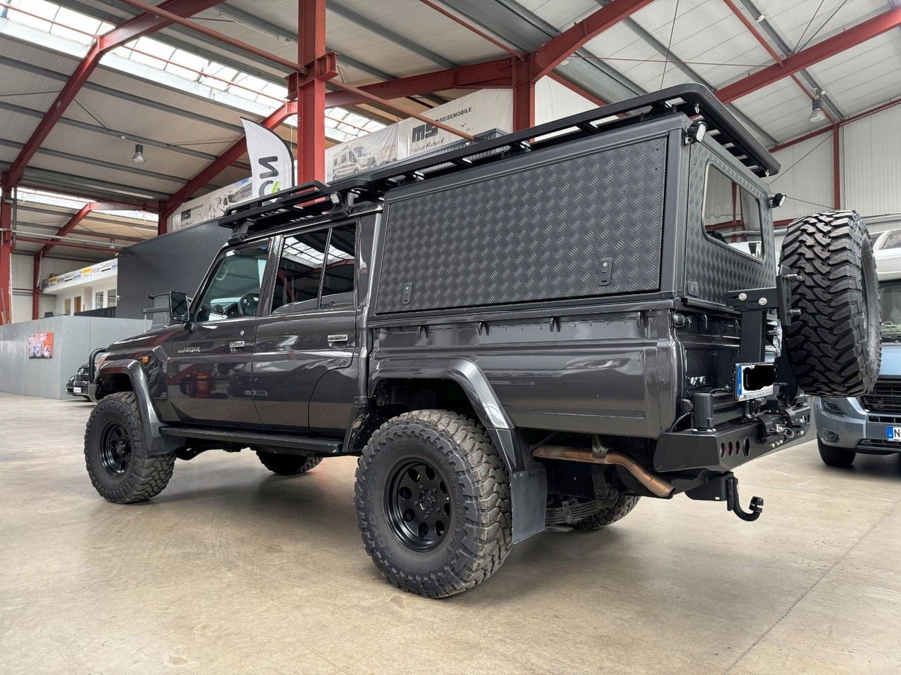 Toyota TOYOTA LAND CRUISER GRJ 79 DC - VX LIMITED - Pikap: slika 4 Toyota TOYOTA LAND CRUISER GRJ 79 DC - VX LIMITED - Pikap: slika 4