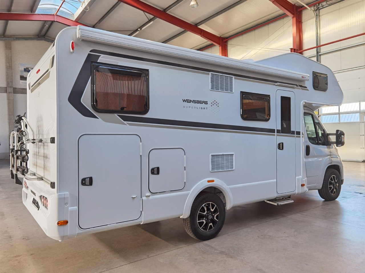 Weinsberg CARAHOME 650 DG / 140 PS / TOP - AUSSTATTUNG - Alkoven kamper: slika 4 Weinsberg CARAHOME 650 DG / 140 PS / TOP - AUSSTATTUNG - Alkoven kamper: slika 4