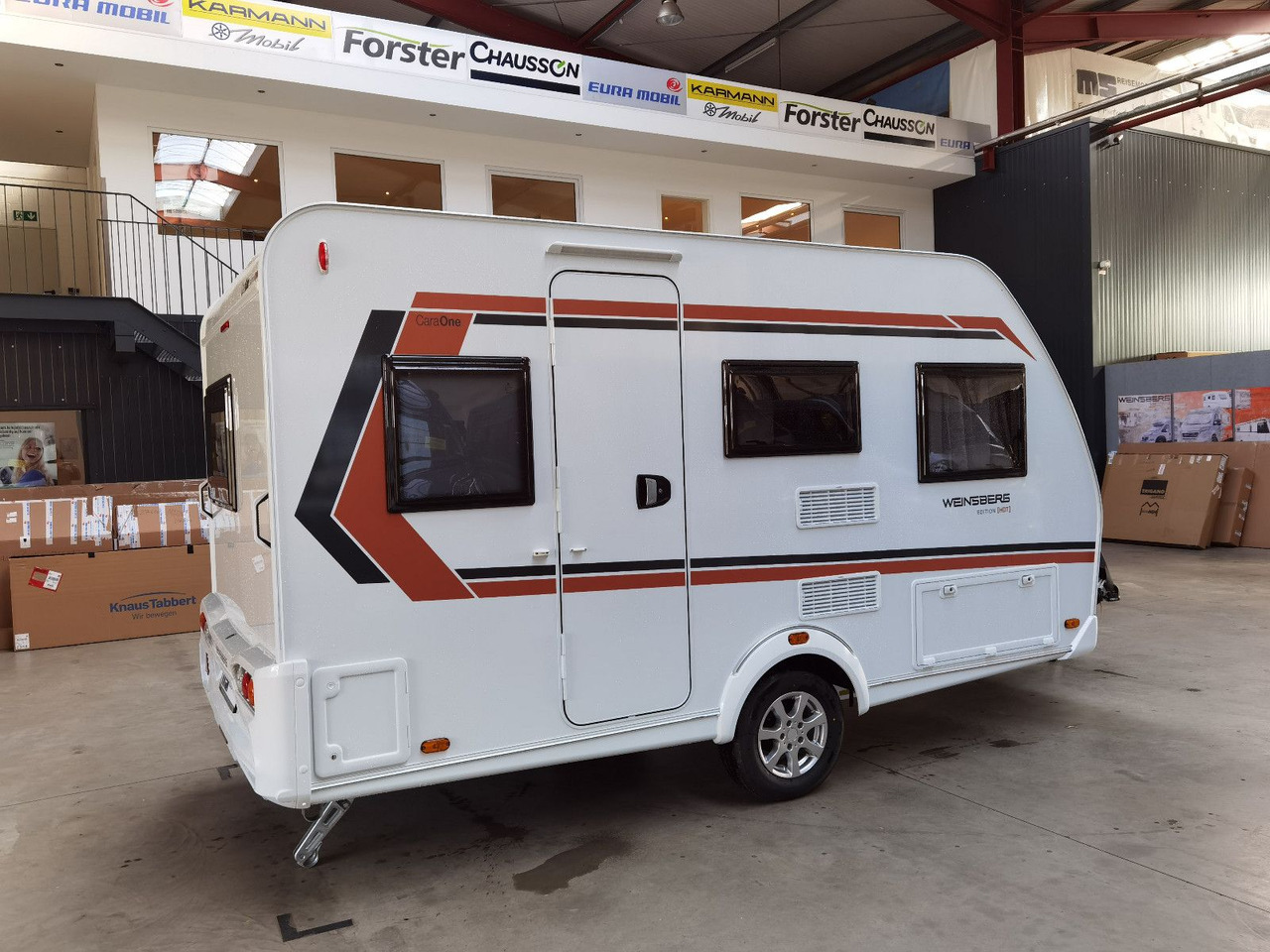 Weinsberg CARAONE 390 QD - EDITION HOT / - MODELL 2025 - - Kamp prikolica: slika 4 Weinsberg CARAONE 390 QD - EDITION HOT / - MODELL 2025 - - Kamp prikolica: slika 4