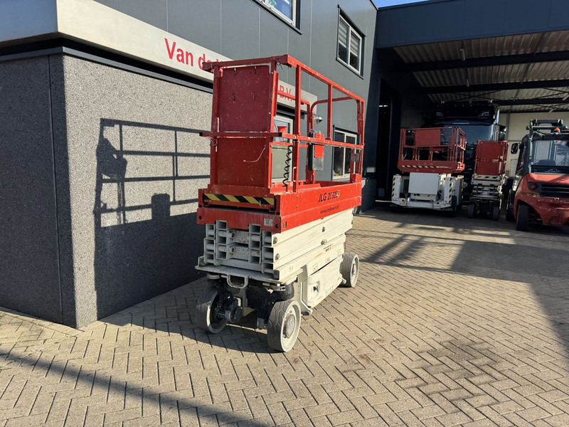 JLG 2032ES Schaarhoogwerker / Scissor lift 8Meter Werkhoogte 2016 Elektrisch - Lift u obliku makaza: slika 3 JLG 2032ES Schaarhoogwerker / Scissor lift 8Meter Werkhoogte 2016 Elektrisch - Lift u obliku makaza: slika 3