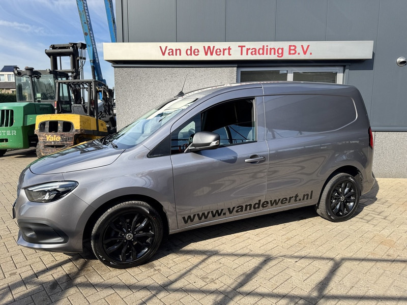 Mercedes-Benz Citan 110 CDI 95PK Diesel 2021 Airco / DAB + / Apple Carplay / Camera / LM Velgen / Cruise control / Navi Zeer Net! - Dostavno vozilo sa zatvorenim sandukom: slika 2 Mercedes-Benz Citan 110 CDI 95PK Diesel 2021 Airco / DAB + / Apple Carplay / Camera / LM Velgen / Cruise control / Navi Zeer Net! - Dostavno vozilo sa zatvorenim sandukom: slika 2