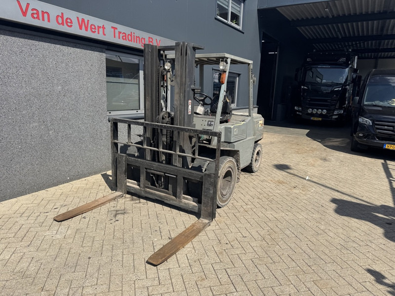 Yang FD-45 Triplo 465 Freelift/Sideshift Diesel 1999 - Dizel viljuškar: slika 3 Yang FD-45 Triplo 465 Freelift/Sideshift Diesel 1999 - Dizel viljuškar: slika 3