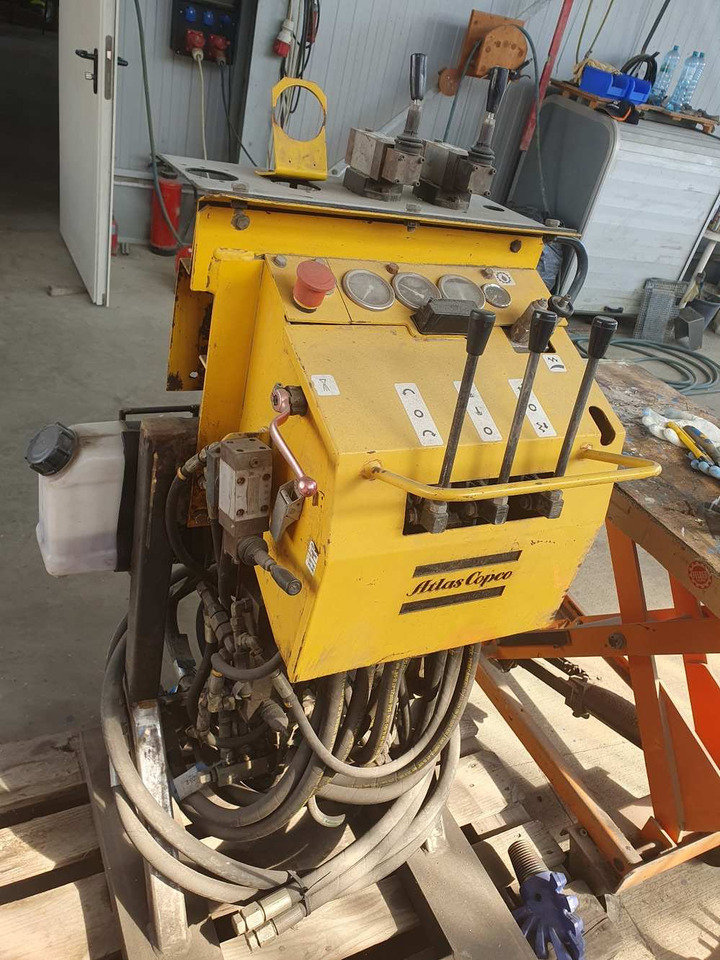 Atlas Copco DCS-12-45-1 powerpack - Mašina za bušenje tunela: slika 5 Atlas Copco DCS-12-45-1 powerpack - Mašina za bušenje tunela: slika 5