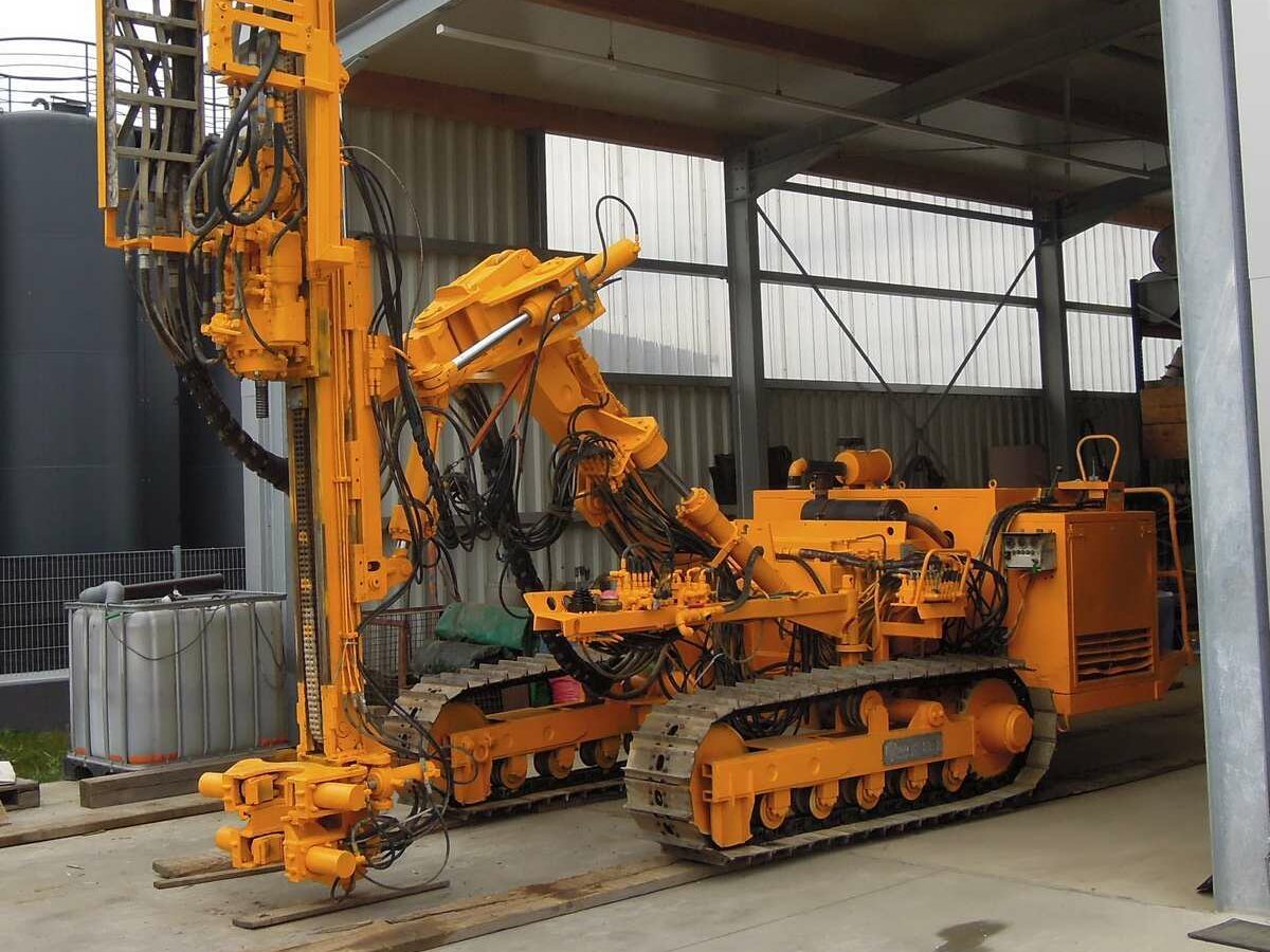 Klemm KR 803D - Veliki kamon za bušenje: slika 1 Klemm KR 803D - Veliki kamon za bušenje: slika 1